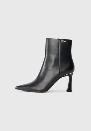 CARYANN BOOTIE - Classic ankle boots - black