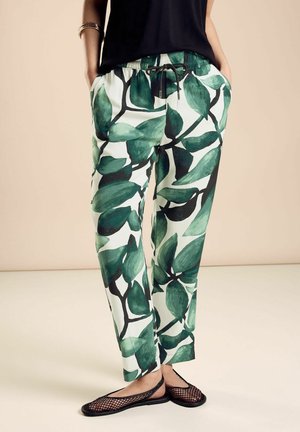 MIT FLORALEM PRINT - Pantalon classique - grün