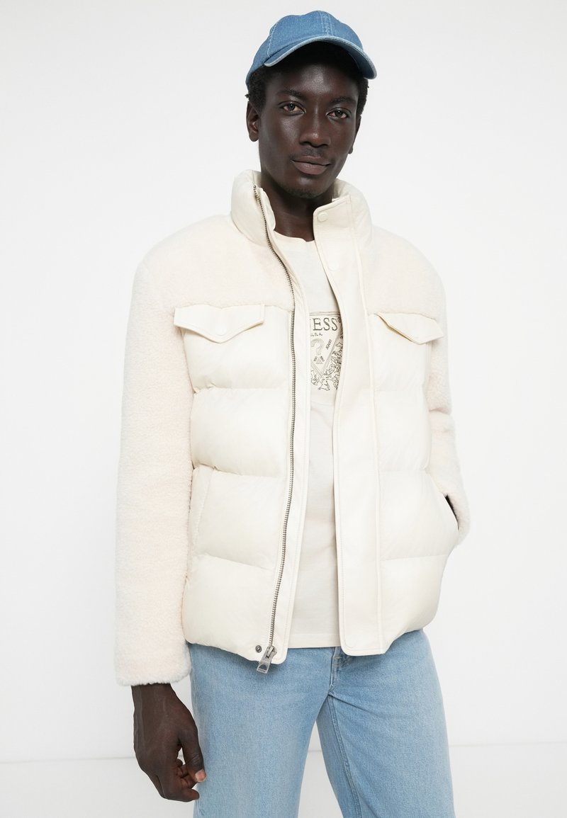 Guess JACKET Winter jacket quicksand/sand Zalando