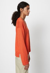 Marc O'Polo MIT HOHEM ANTEIL - Strickpullover - fruity orange