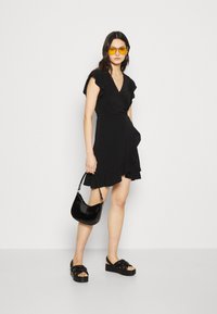 VILA VIFINI WRAP SHORT DRESS - Kasdienė suknelė - black