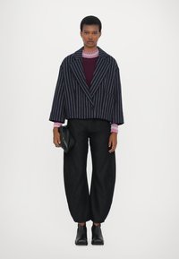 Henrik Vibskov SHADY SUIT JACKET - Žakete - dark blue