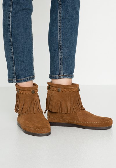 chaussures minnetonka