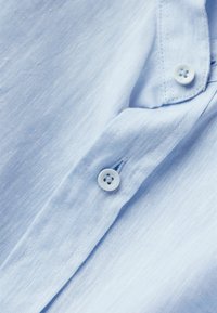 IUMAN Intimissimi Uomo MANDARIN-COLLAR - Košile - hellblau  i   light blue
