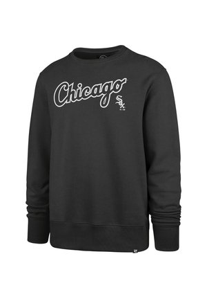Sudadera negra con la palabra "Chicago" en script blanco, y con un pequeño logotipo de los White Sox. Tiene un cuello redondo y puños acanalados.