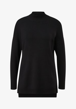 Suéter negro de punto con cuello alto y mangas largas, textura acanalada en el cuello y los puños, corte relajado y diseño de dobladillo asimétrico.