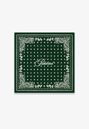 Donkergroene bandana met witte paisley-patronen en kleine diamantvormen, met het woord "Verboden" in cursief in het midden.