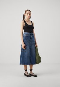 GAP TANK - Viršus - black