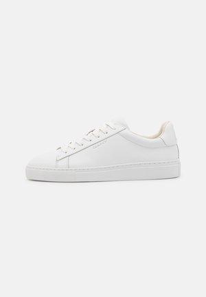 MC JULIEN - Trainers - white