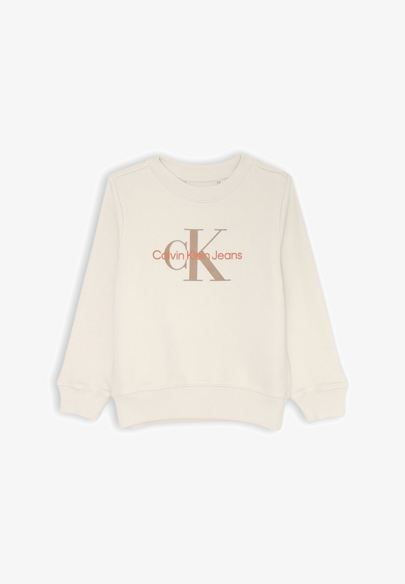 Felpa leggera color beige con colletto girocollo realizzata in cotone, caratterizzata da un grande logo "CK" e testo "Calvin Klein Jeans" in tonalità contrastanti sul davanti.