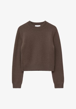 Brauner gestrickter Langarmpullover mit Rundhalsausschnitt, gerippte Bündchen und Saum, flach auf einem weißen Hintergrund präsentiert.