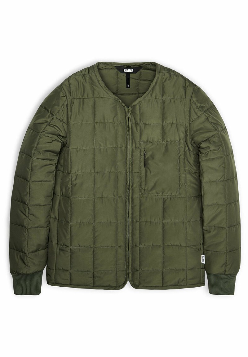 Giacca isolante verde oliva con design trapuntato, polsini a coste, scollo tondo e tasca con zip sul lato sinistro del petto.