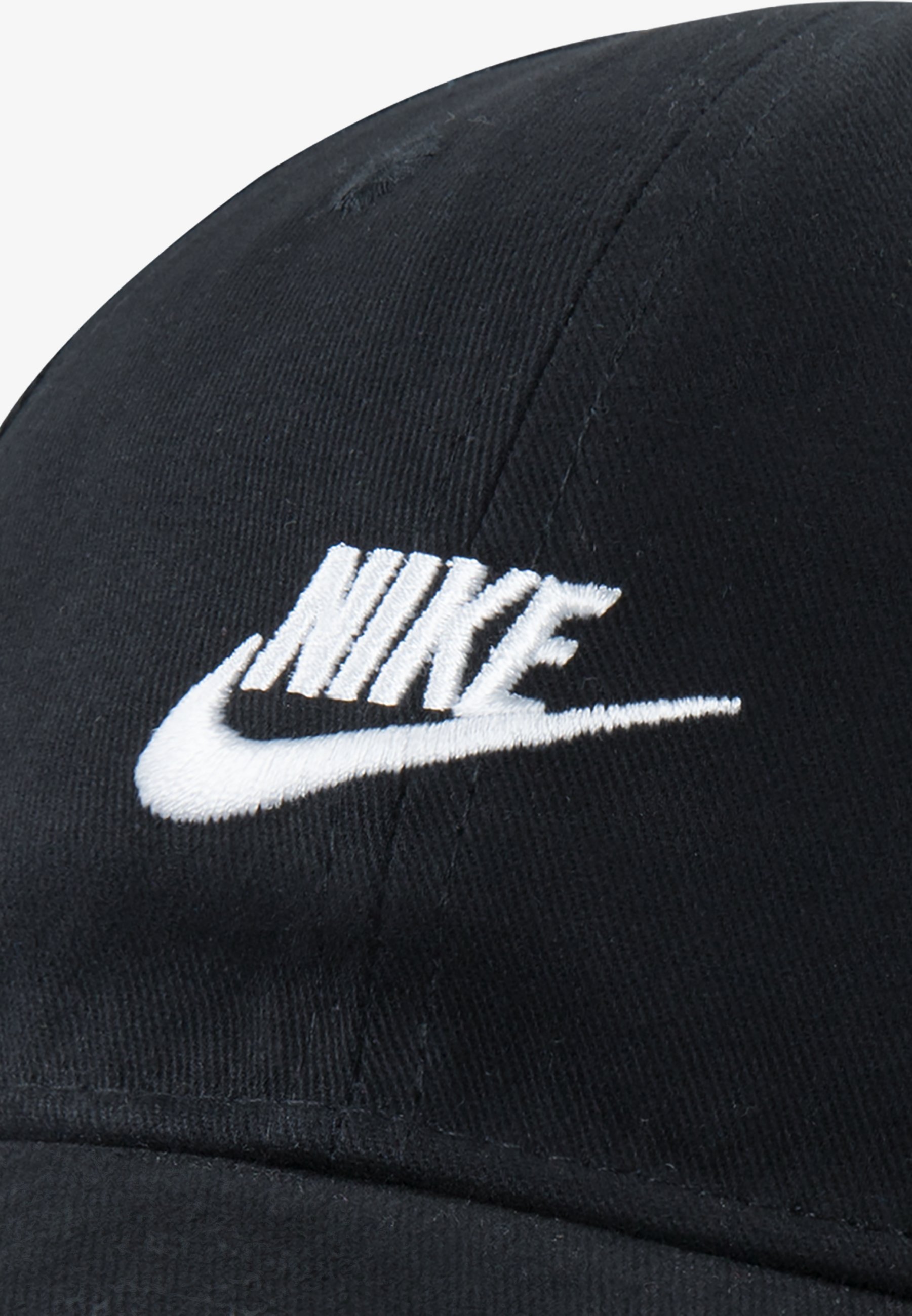 curved nike logo