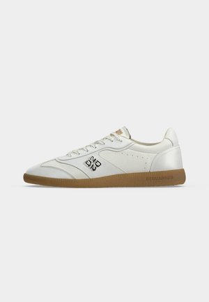 Dsquared2, Sneakers low - 1062