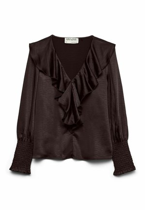 Černá saténová blůza s výstřihem do V, s rýškováním vpředu a smyčkovými manžetami. Má dlouhé rukávy a hladký, lesklý povrch.