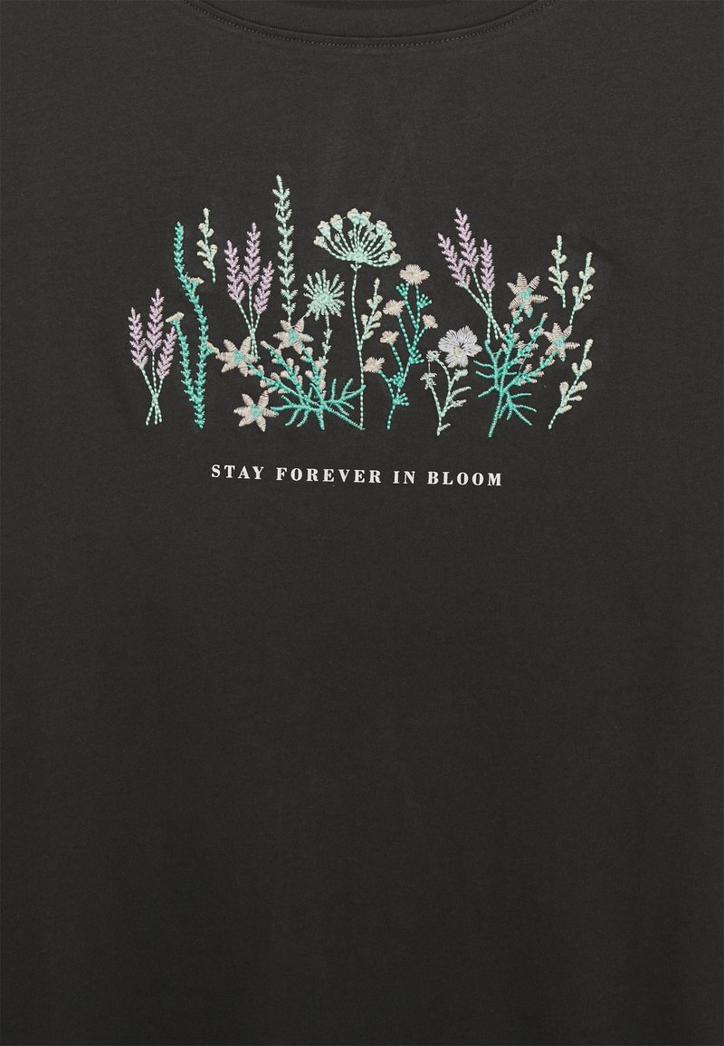 Damen T-Shirts | ONLY Carmakoma CARREESE FLOWER BOX T-Shirt print phantom/grau - JA80652 Damen T-Shirts | ONLY Carmakoma CARREESE FLOWER BOX T-Shirt print phantom/grau - JA80652