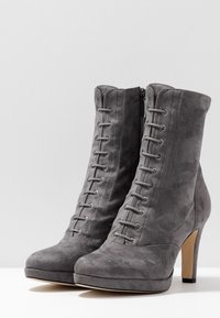 Tamaris Bottines à talons hauts - light grey