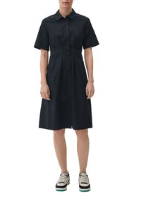 s.Oliver MIT KELLERFALTEN - Sukienka koszulowa