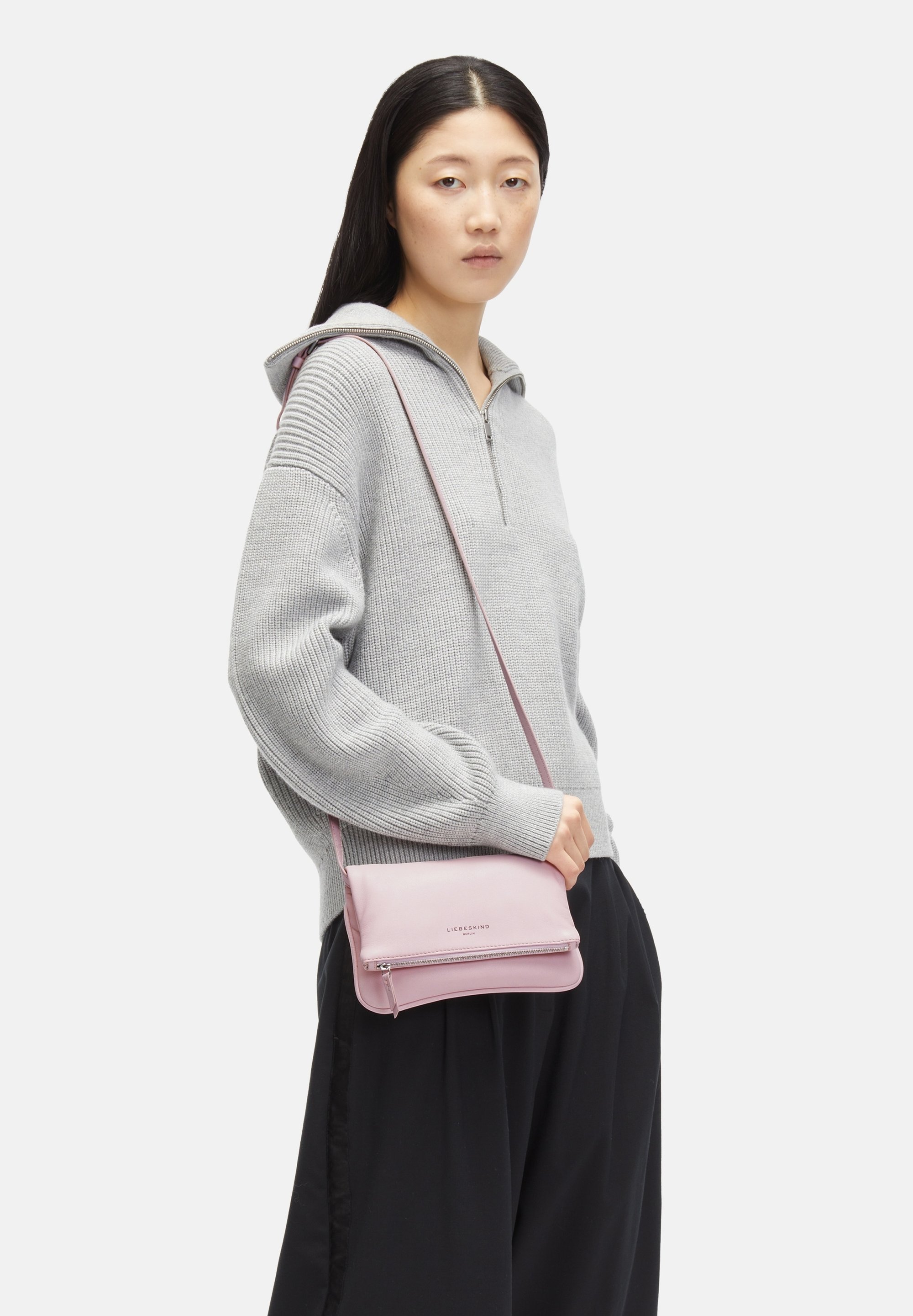 Liebeskind Berlin ALOE S GEFALTETE - Cross body bag - perlmuttrosa/light  pink - Zalando