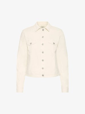 Vit denimjacka med en klassisk krage, knappstängning framtill, två bröstfickor och långa ärmar. Slät textur och figursydd passform.