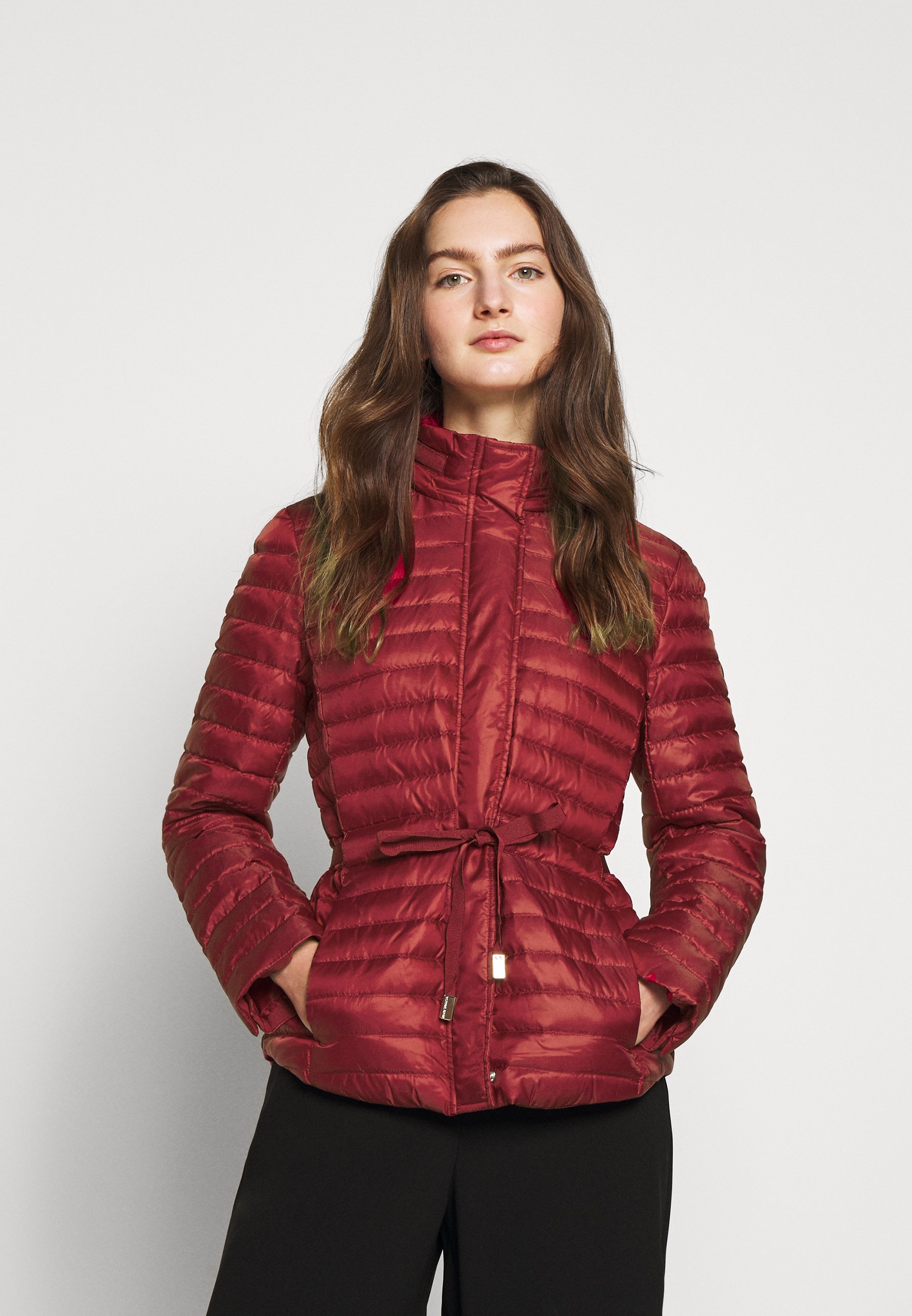MICHAEL Michael Kors BELTED Dunjacka maroon Zalando.se MICHAEL Michael Kors BELTED Dunjacka new navy Zalando.se