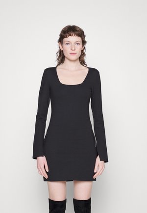 Abercrombie & Fitch SPLIT CUFF PONTE SHORT DRESS - Jerseyjurk - black sparkle