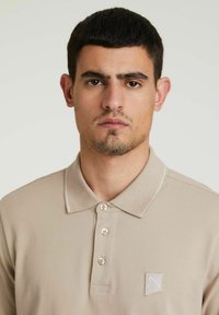 CHASIN' JAY POLO - Polokošeľa - taupe