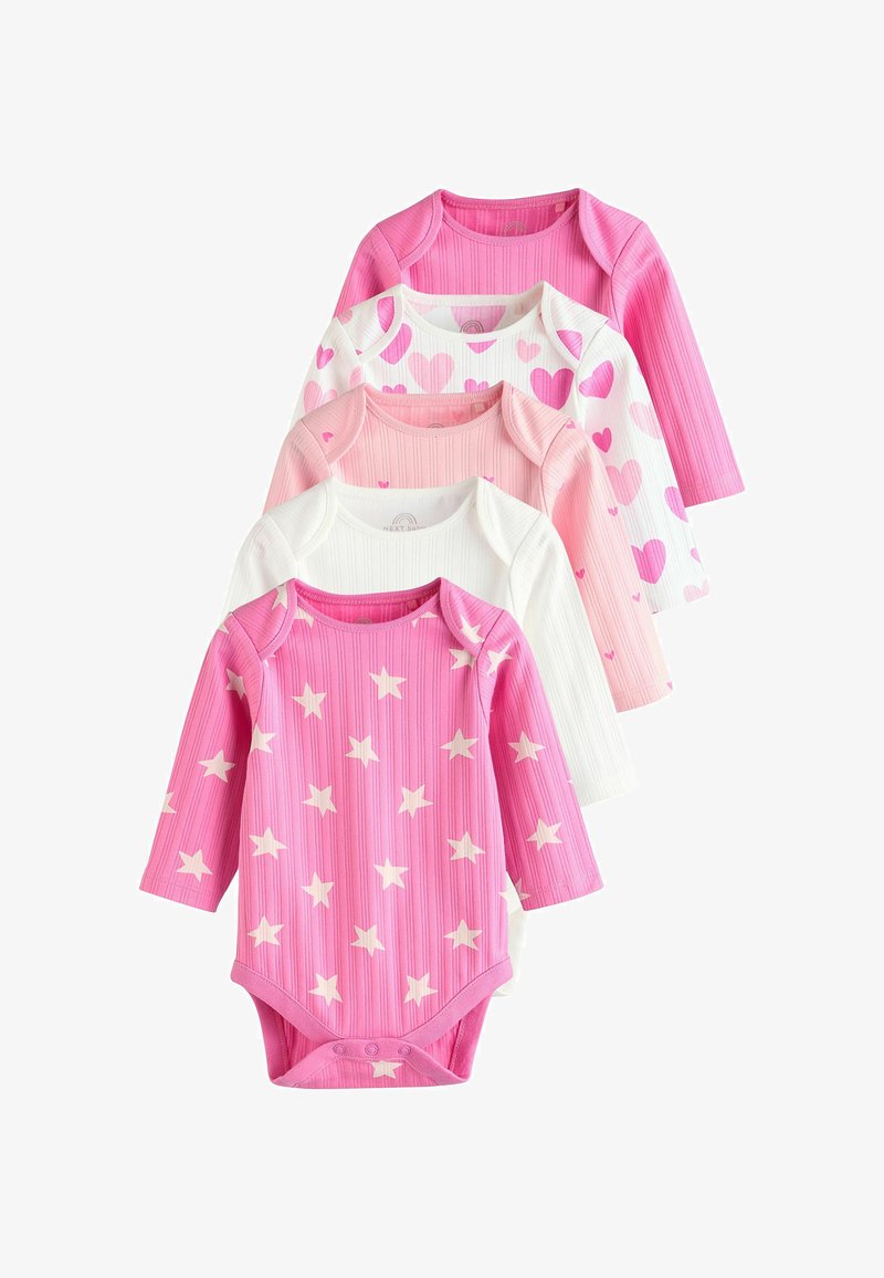 Fünf langärmlige Babybodys in Rosatönen und Weiß mit Stern- und Herzmustern, in einem geschichteten Stapel angeordnet.