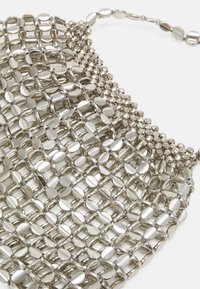 Cras LISECRAS BAG - Kézitáska - silver-coloured