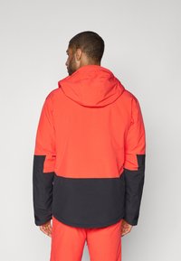 Salomon HIGHLAND JACKET - Suusajakk - cherry tomato/deep black
