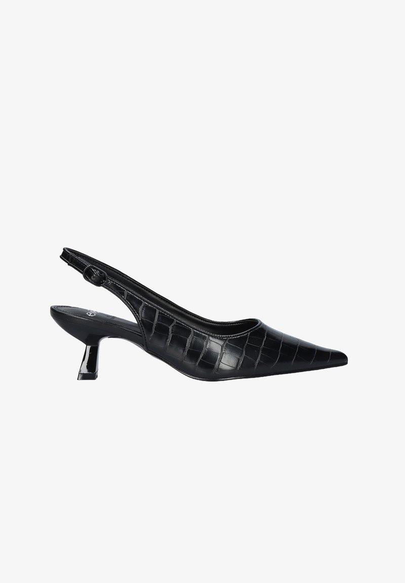 Tacones negros tipo slingback con punta afilada, con textura de cocodrilo, pequeño tacón cuadrado y correa ajustable para un ajuste seguro.