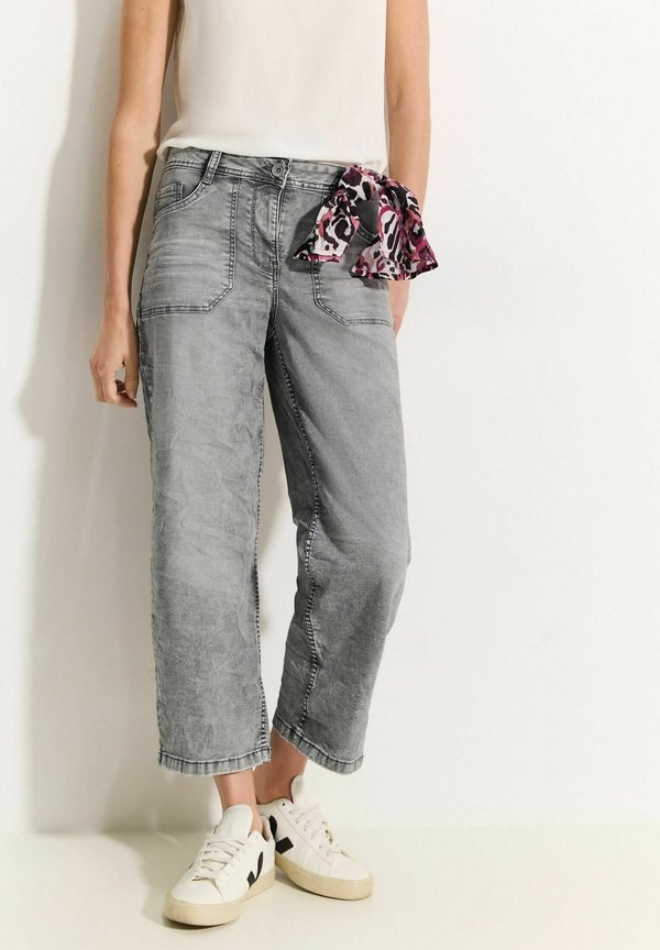 MIT BANDANA - Jeans Straight Leg - grau