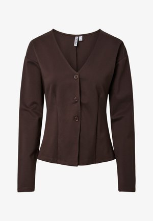 Ruda ilgomis rankovėmis palaidinė su V formos iškirpte, su sagų užsegimu ir aptempiančia silueto linija. Pagaminta iš švelnios, šiek tiek tamprios medžiagos.