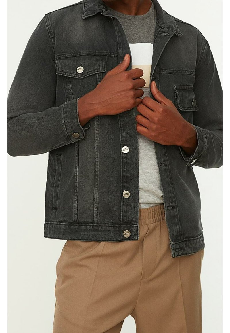 Trendyol Giacca di jeans - grey