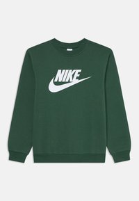 Unselected, fir/white