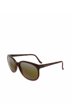 Occhiali da sole Vuarnet marroni con lenti tonde sfumate e aste curve su sfondo bianco.