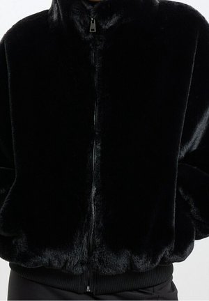 Zimní bunda - black