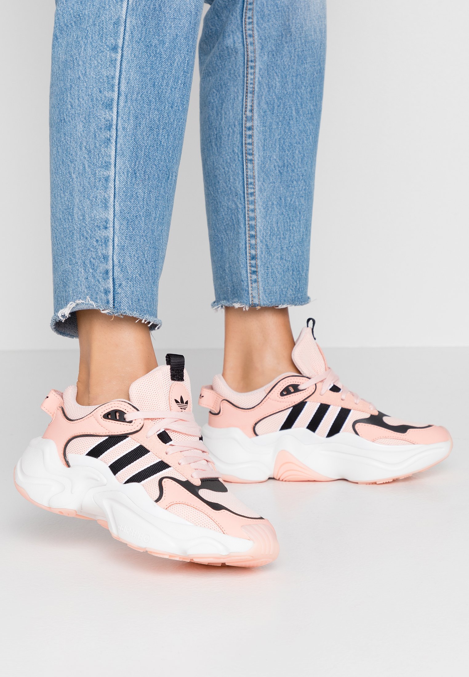 adidas originals magmur runner in white and pink