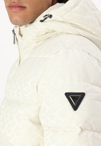 Guess - Kurtka zimowa