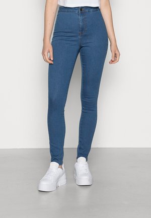 NMELLA SUPER - Vaqueros pitillo - medium blue denim