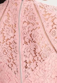 Bardot Robe de soirée - pink