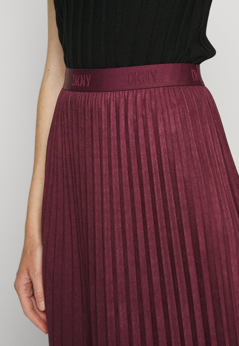 dkny pink skirt