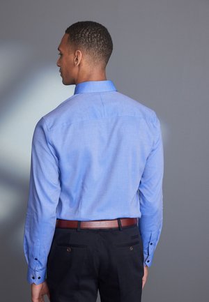 Next, REGULAR FIT SIGNATURE  - Pantalón de traje - navy blue