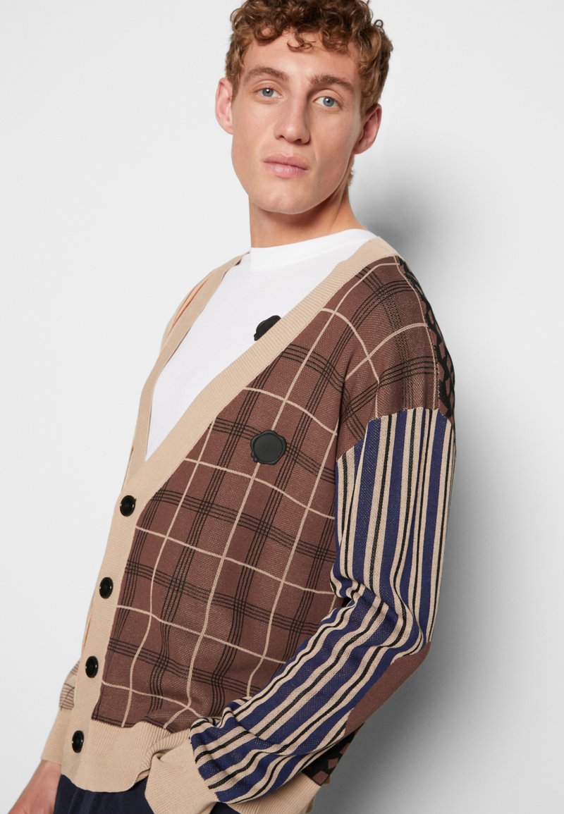 Herren Strickjacken | Viktor&Rolf Strickjacke multi/mehrfarbig - JW25893 Herren Strickjacken | Viktor&Rolf Strickjacke multi/mehrfarbig - JW25893