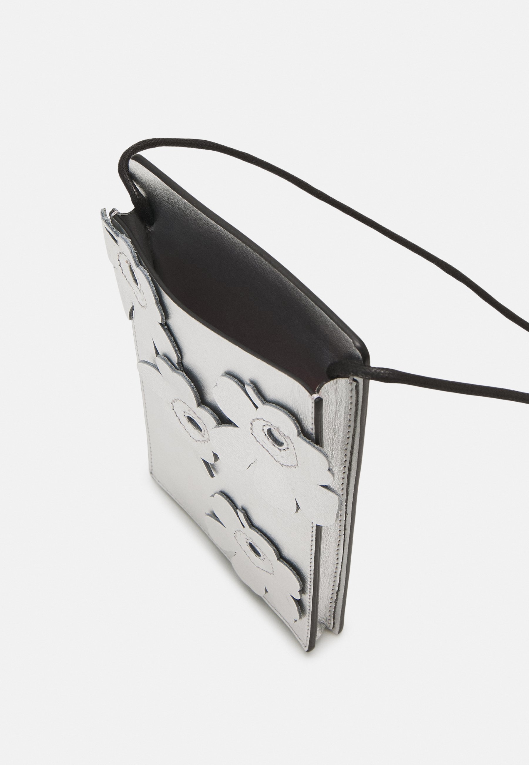 【2024AW】マリメッコ/ Imprint Phone Pocket 3D Unikko 60th marimekko（マリメッコ）の「【Unikko 60Th Anniversary】Unikko