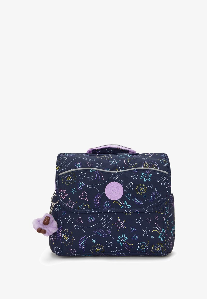 Der Navy-Rucksack verfügt über einen mehrfarbigen Stern- und Blumenprint, einen grauen Reißverschluss, ein lila rundes Logo und einen lila Gorilla-Anhänger.