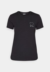 Zwart katoenen T-shirt met korte mouwen, voorzien van een hart en gekruiste peddels ontwerp in metallic accenten op de linkerborst.