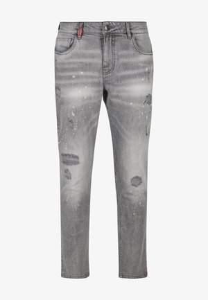 Grå denim jeans med slidte pletter og hvide malersprøjt, med forlommer, bæltestropper og lukning med knap.