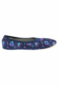 Ballet flats in navy stof met een print van pastel harten en sterren, met een flexibele zool en een ronde neus.