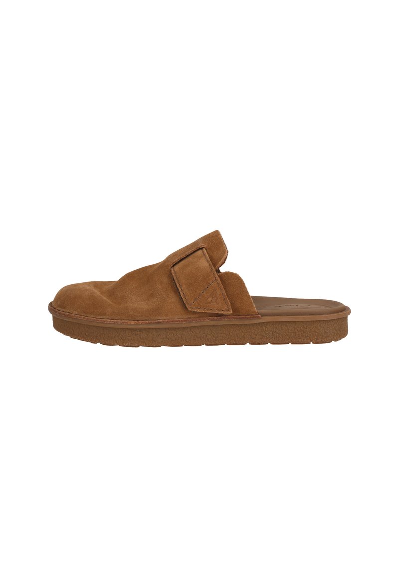 Braune Wildleder-Slidesandale mit breitem Riemen und gepolsterter Sohle, ausgestattet mit einer strukturierten Oberfläche und einem einfachen, offenen Design.